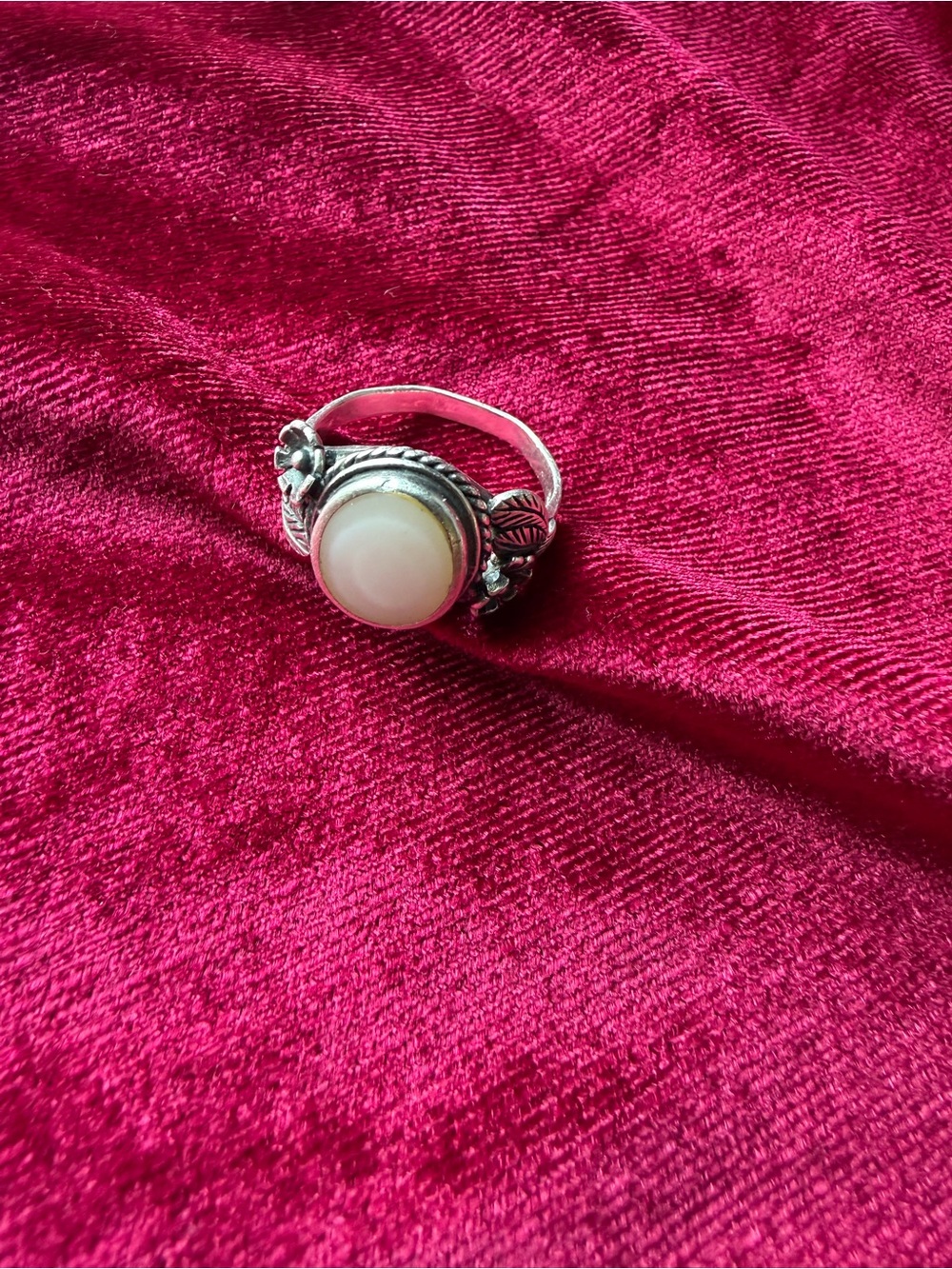 Vintage Sterling Silver 925 Mother of Pearl Ring